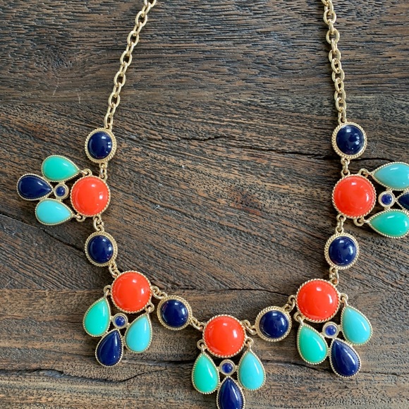 SOLD Francesca statement necklace - Picture 2 of 2